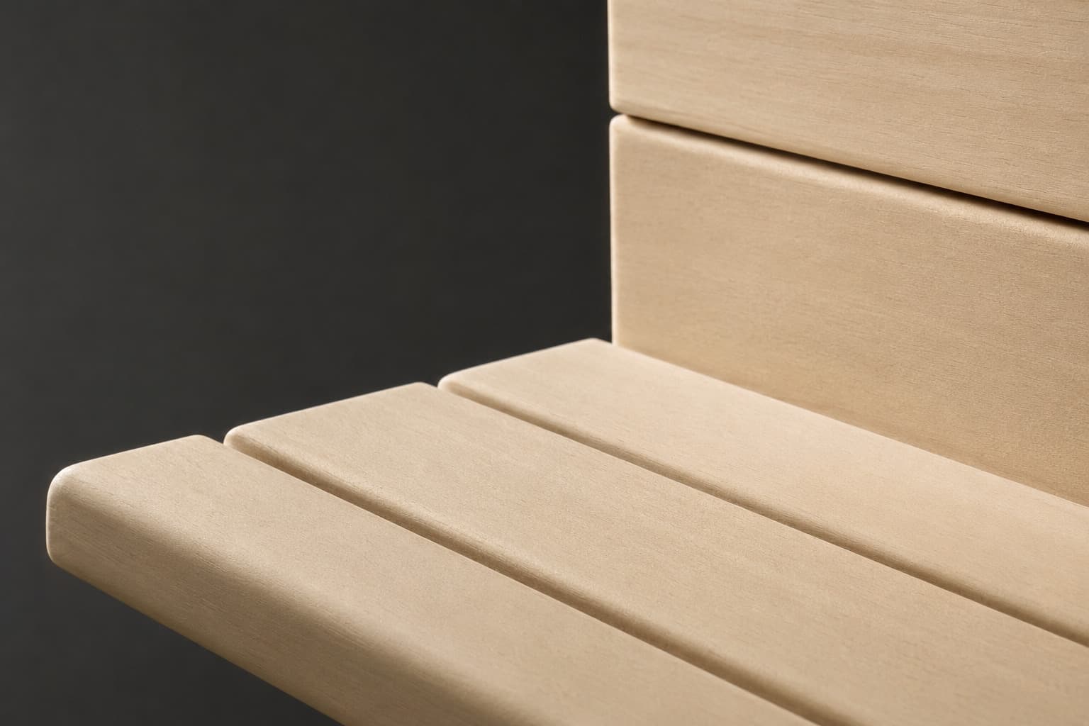 Materialvisualisierung von hellem Abachi für Saunabänke und Rückenlehnen